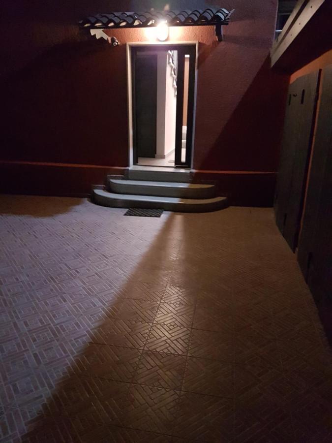 B&B Confine Como Exteriör bild