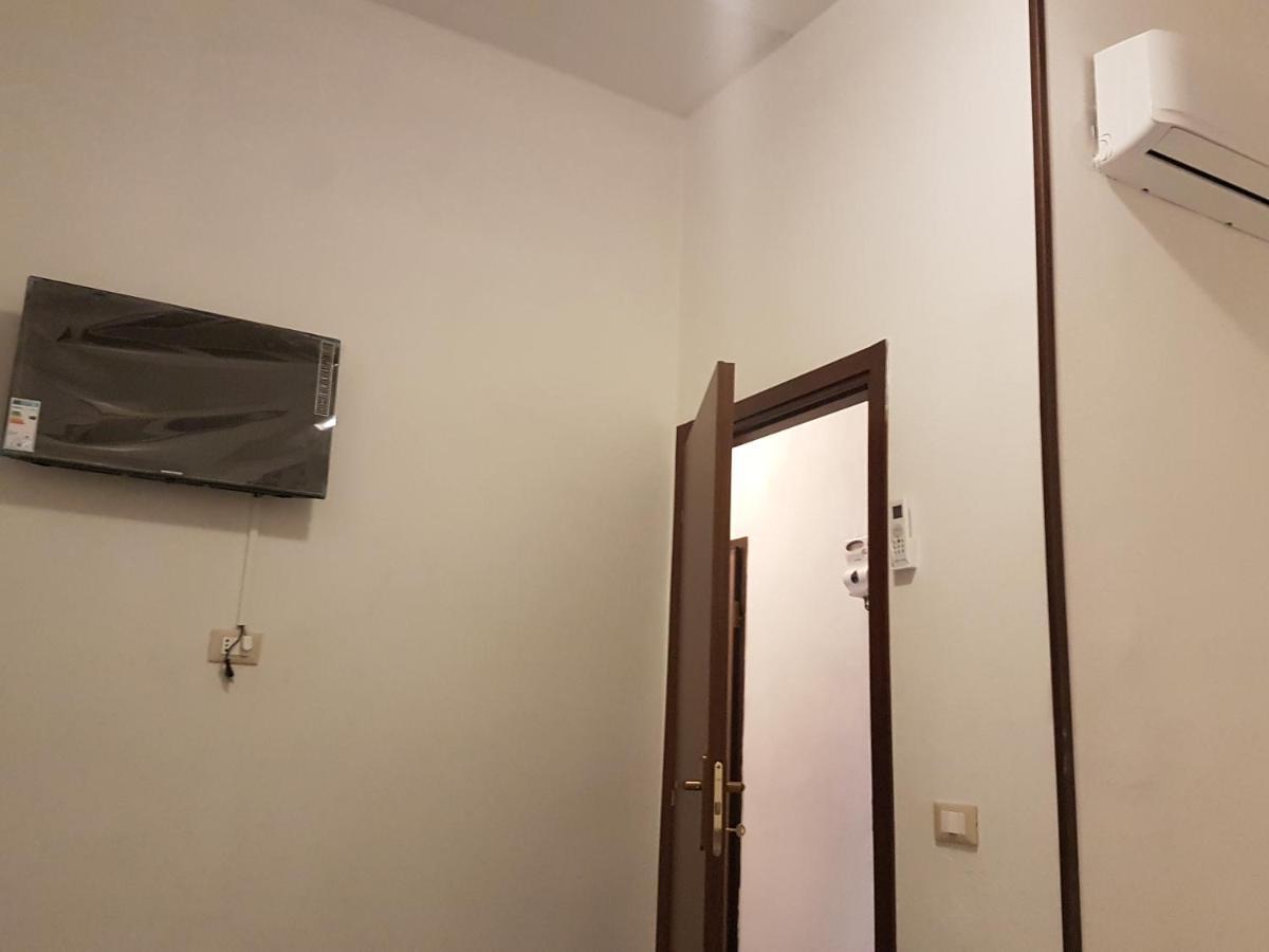 B&B Confine Como Exteriör bild